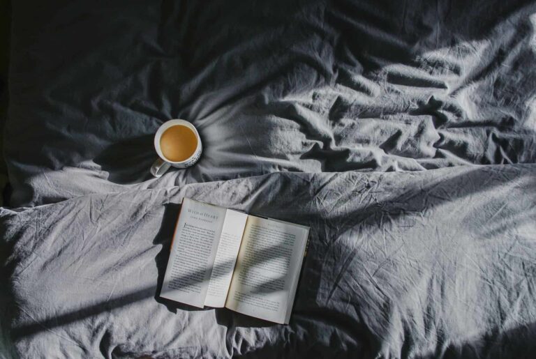 8 books to feel better with if you feel hopeless right now